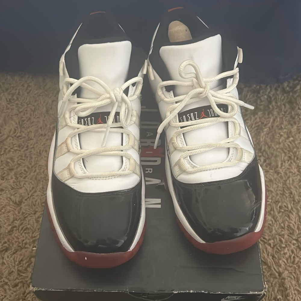Jordan 11 retro lows bred